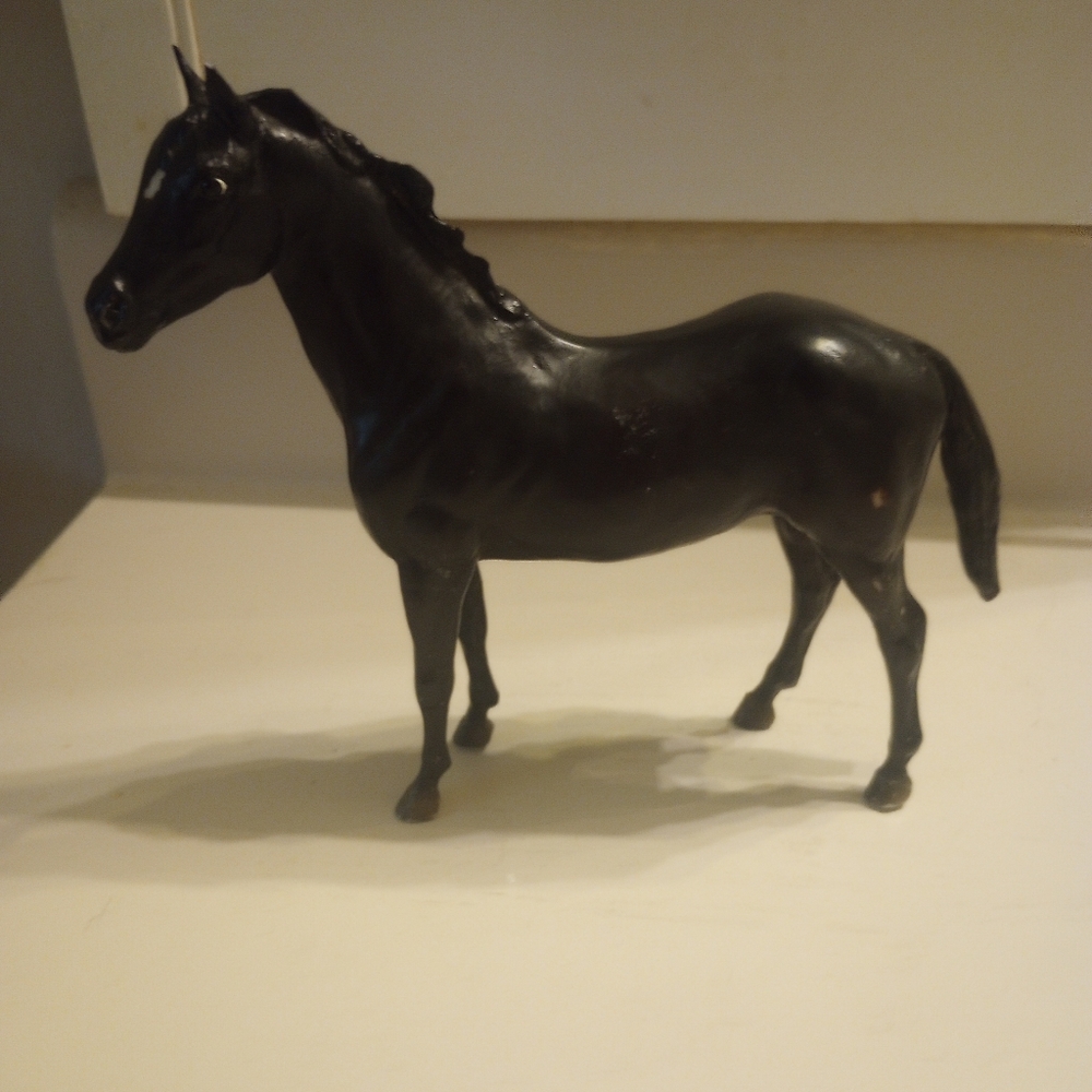Breyer Man O War Traditional Series
